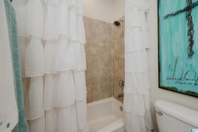 4276 ABBOTTS WAY, Hoover, AL 35226