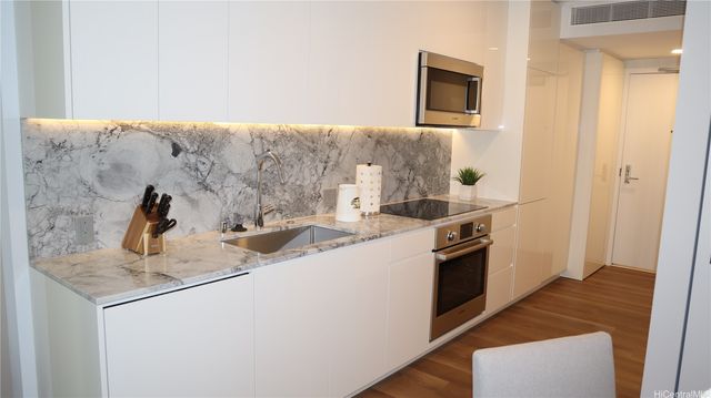 987 Queen Street 3010, Honolulu, HI 96814