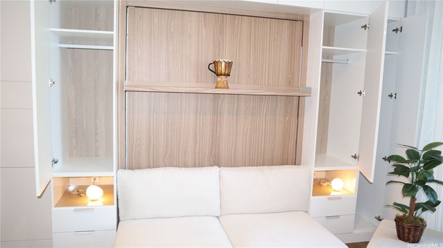 987 Queen Street 3010, Honolulu, HI 96814