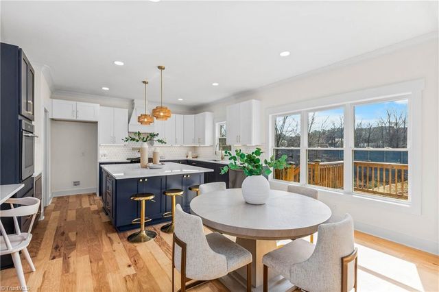 3799 Peony Way, Clemmons, NC 27012