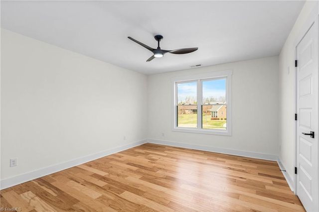 3799 Peony Way, Clemmons, NC 27012