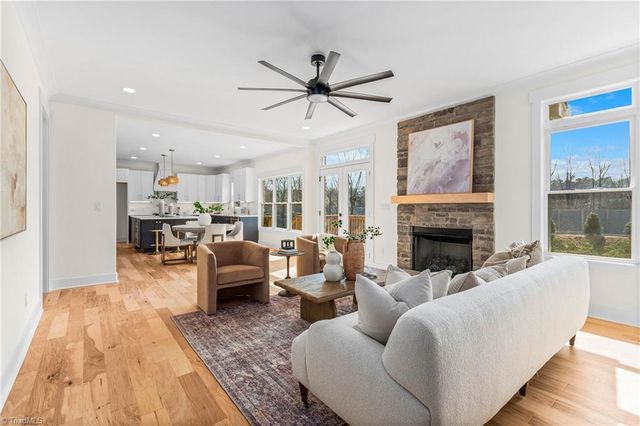 3799 Peony Way, Clemmons, NC 27012