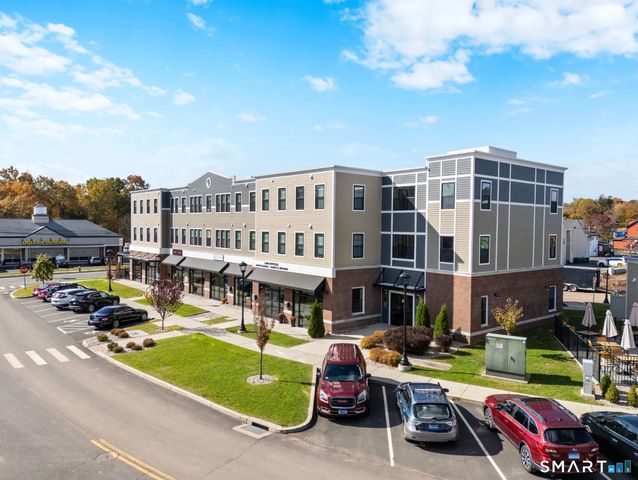 9 Steele Boulevard 306, Berlin, CT 06037