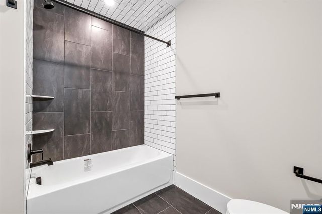 162 Closter Dock Road A, Closter, NJ 07624