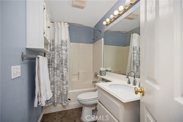 38 Red Bud, Aliso Viejo, CA 92656