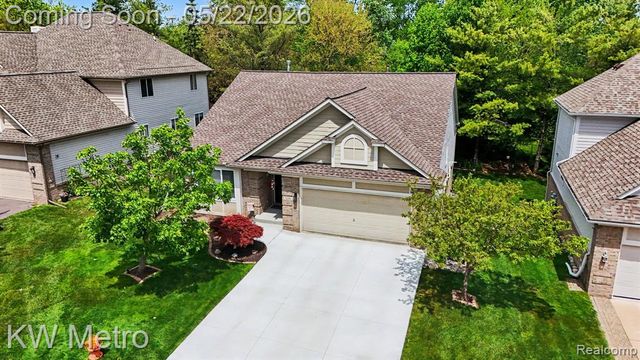 3280 Harbours Boulevard, Waterford, MI 48328
