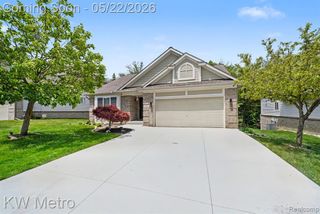 3280 Harbours Boulevard, Waterford, MI 48328