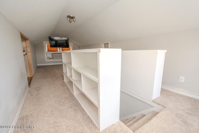 801 Algonquin Pkwy, Louisville, KY 40208