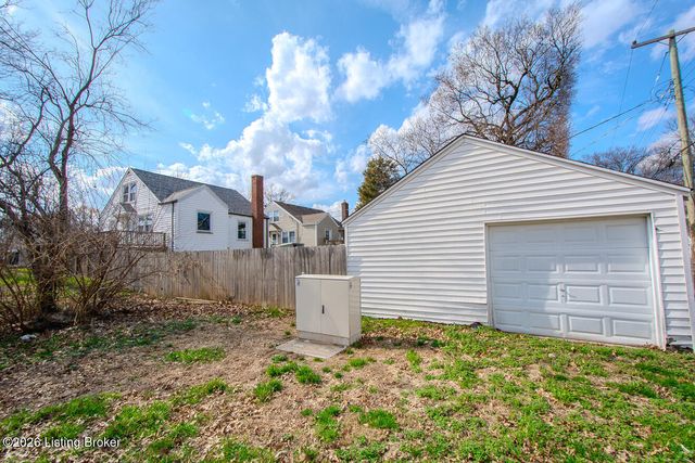 801 Algonquin Pkwy, Louisville, KY 40208