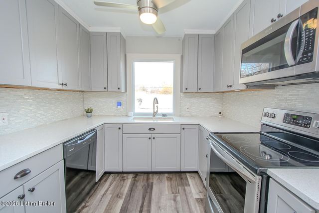 801 Algonquin Pkwy, Louisville, KY 40208