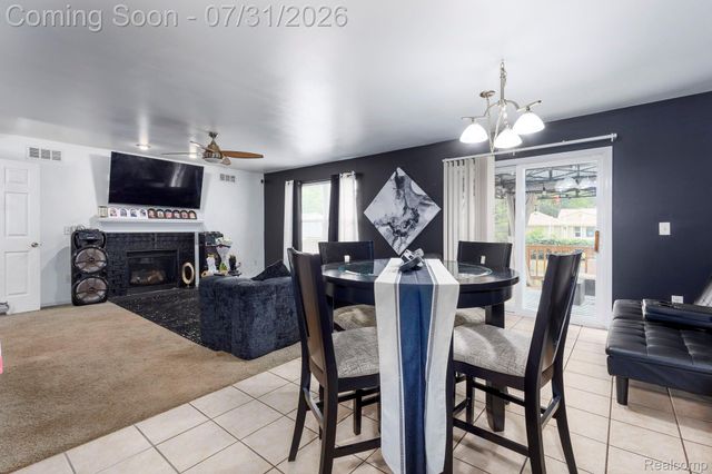 625 N Harvey Street, Westland, MI 48185
