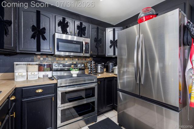 625 N Harvey Street, Westland, MI 48185