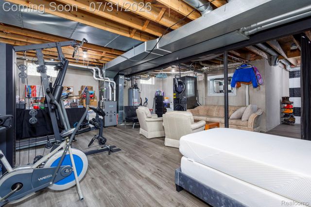 625 N Harvey Street, Westland, MI 48185