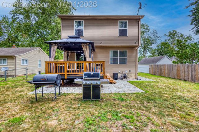 625 N Harvey Street, Westland, MI 48185