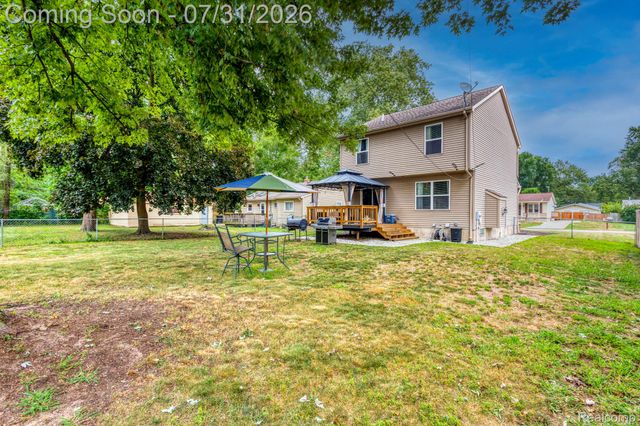 625 N Harvey Street, Westland, MI 48185