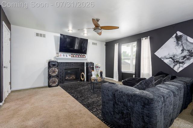 625 N Harvey Street, Westland, MI 48185