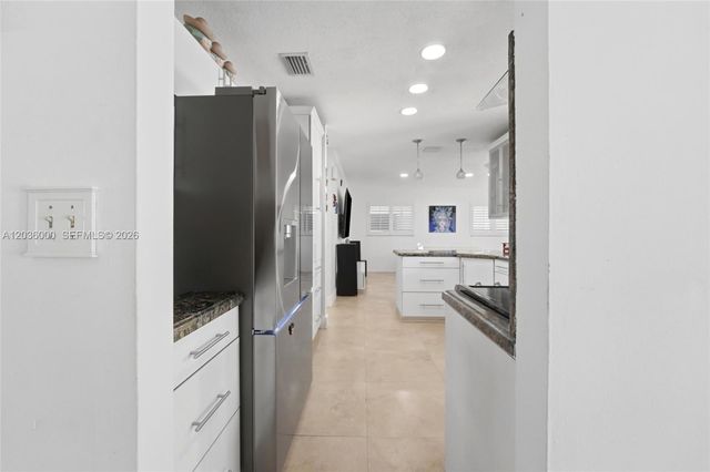 323 NW 136th Pl, Miami, FL 33182