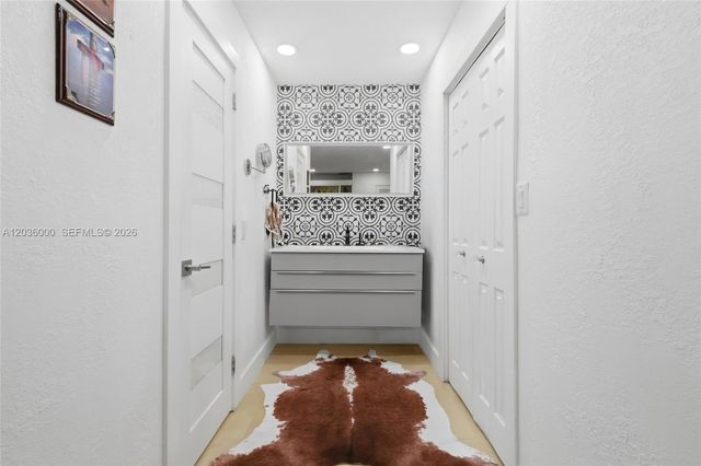 323 NW 136th Pl, Miami, FL 33182