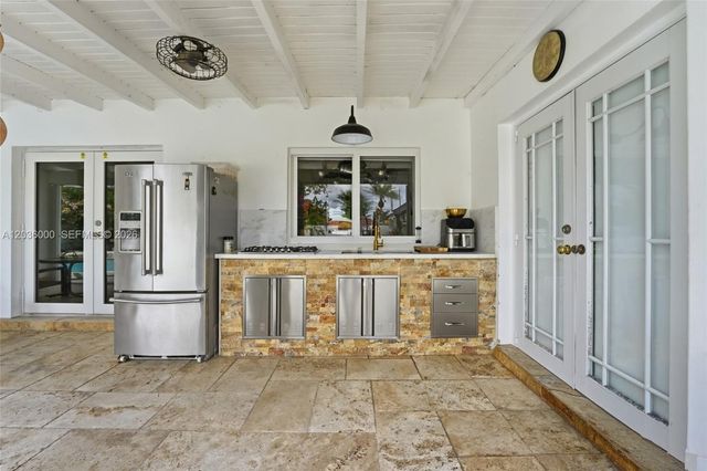 323 NW 136th Pl, Miami, FL 33182