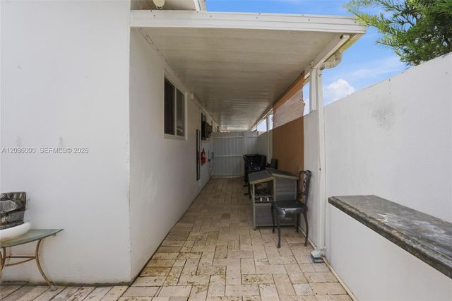 323 NW 136th Pl, Miami, FL 33182