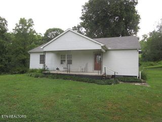 391 Smokey Rd, Rutledge, TN 37861