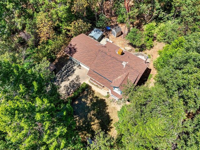 2585 Crystal Springs Rd, Camino, CA 95709