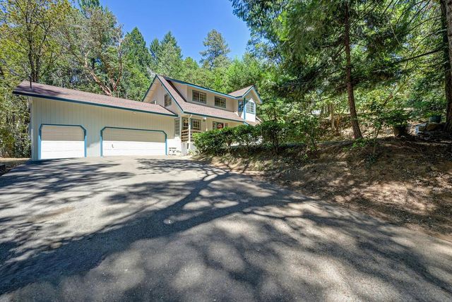 2585 Crystal Springs Rd, Camino, CA 95709
