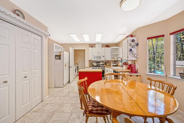 2585 Crystal Springs Rd, Camino, CA 95709