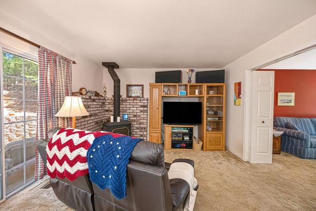 2585 Crystal Springs Rd, Camino, CA 95709