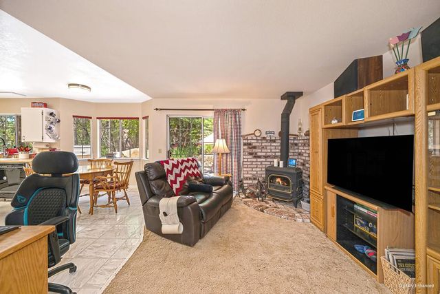 2585 Crystal Springs Rd, Camino, CA 95709