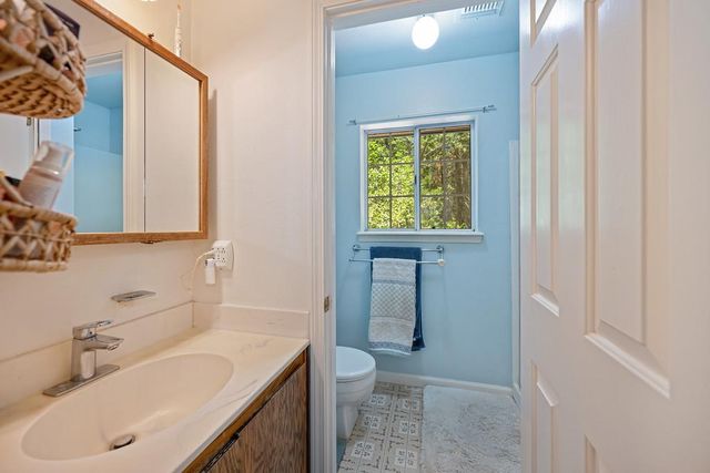 2585 Crystal Springs Rd, Camino, CA 95709