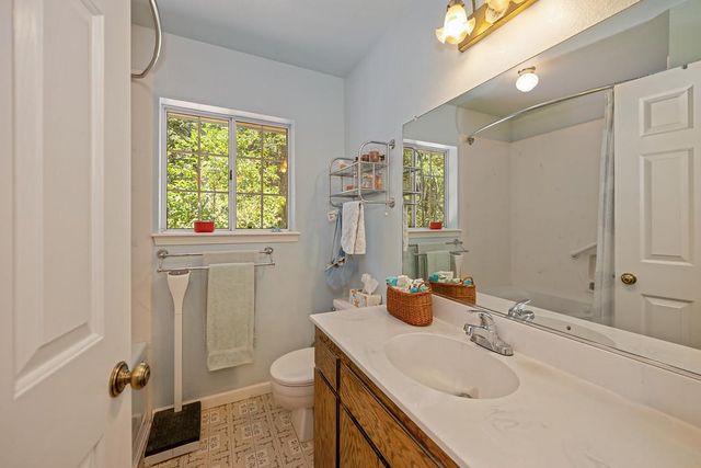 2585 Crystal Springs Rd, Camino, CA 95709