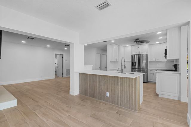 2830 NE 46th Street, Lighthouse Point, FL 33064