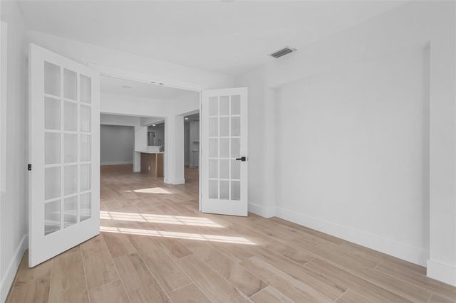 2830 NE 46th Street, Lighthouse Point, FL 33064