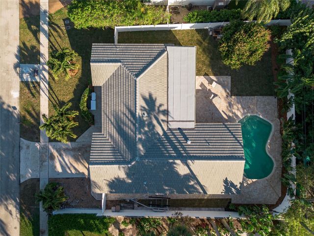 2830 NE 46th Street, Lighthouse Point, FL 33064