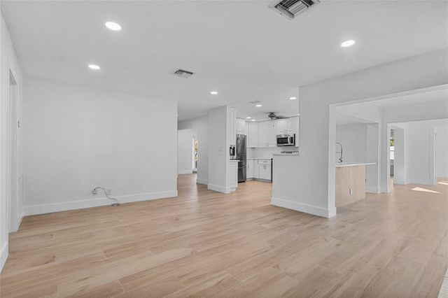 2830 NE 46th Street, Lighthouse Point, FL 33064