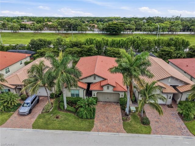 16423 Barclay CT, Naples, FL 34110