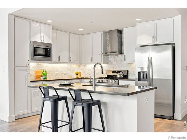 3401 Arapahoe Avenue 220, Boulder, CO 80303
