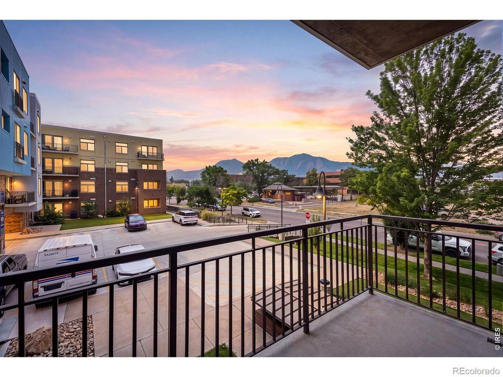 3401 Arapahoe Avenue 220, Boulder, CO 80303