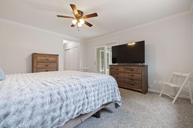 2408 Seaglen Dr, Modesto, CA 95355