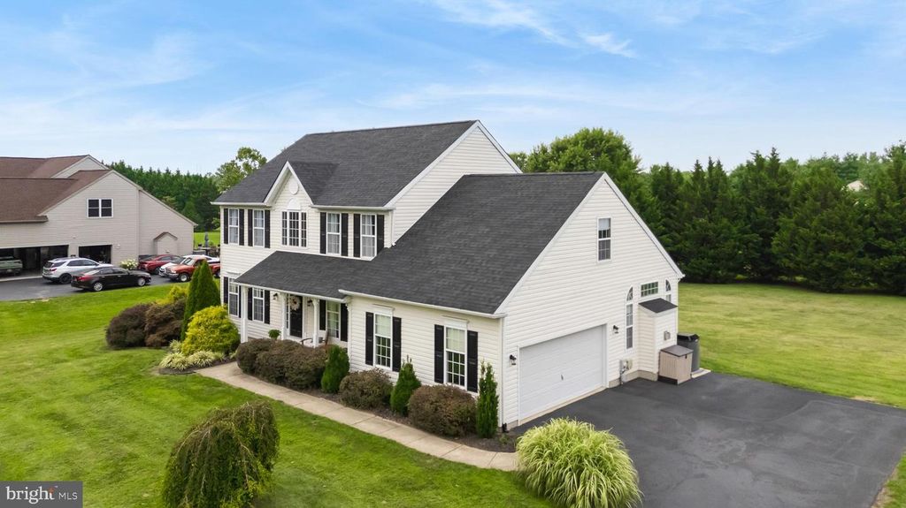 8 E STONEWALL DR, Middletown, DE 19709