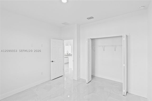 376 S Cratsley Ave, Lehigh Acres, FL 33974