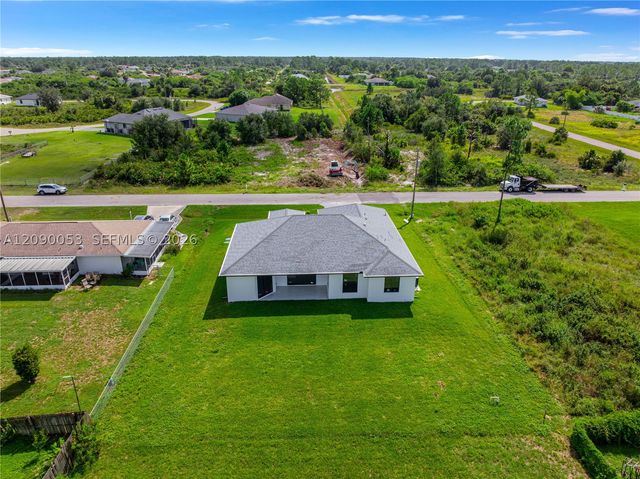 376 S Cratsley Ave, Lehigh Acres, FL 33974