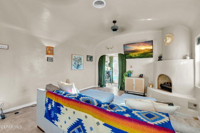 4518 HUECO Avenue, El Paso, TX 79903