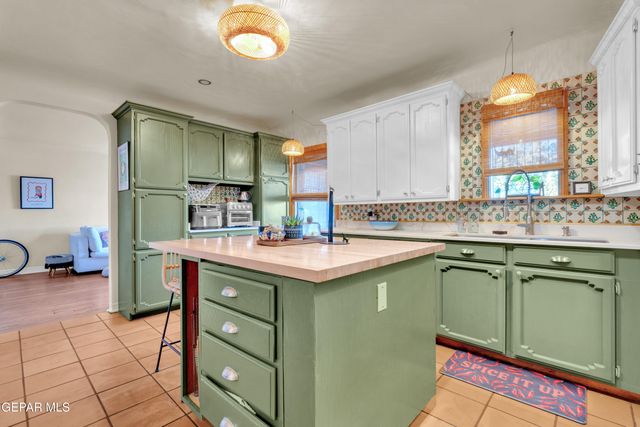 4518 HUECO Avenue, El Paso, TX 79903