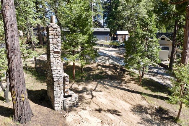 32065 Hunsaker way, Running Springs, CA 92382