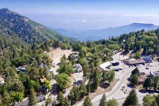 32065 Hunsaker way, Running Springs, CA 92382