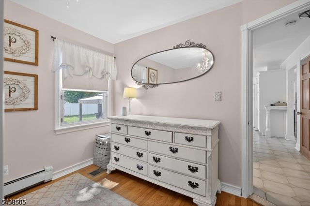 245 N 11Th St, Kenilworth Boro, NJ 07033