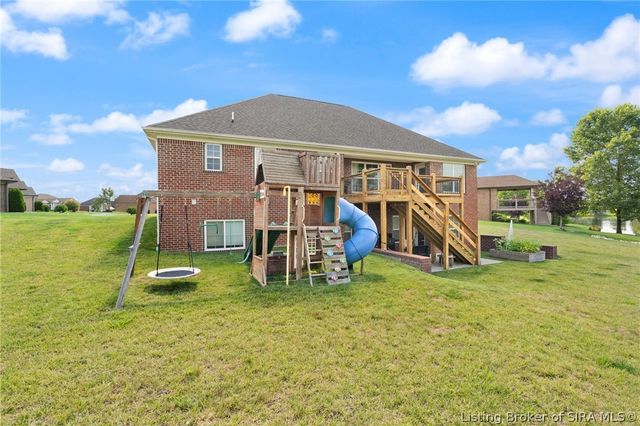 1858 Hazeltine Way, Henryville, IN 47126