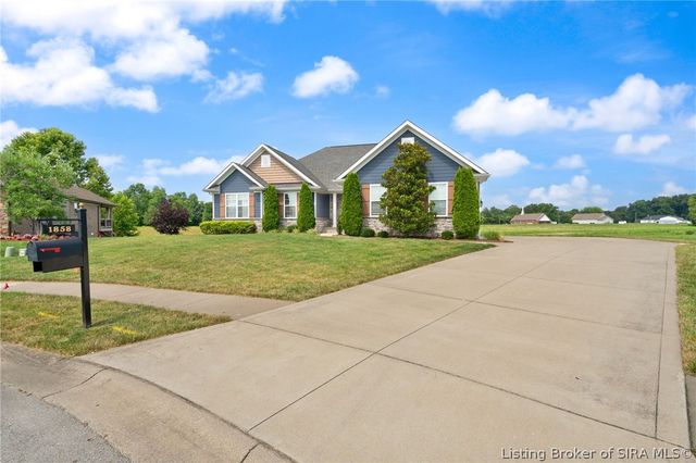 1858 Hazeltine Way, Henryville, IN 47126